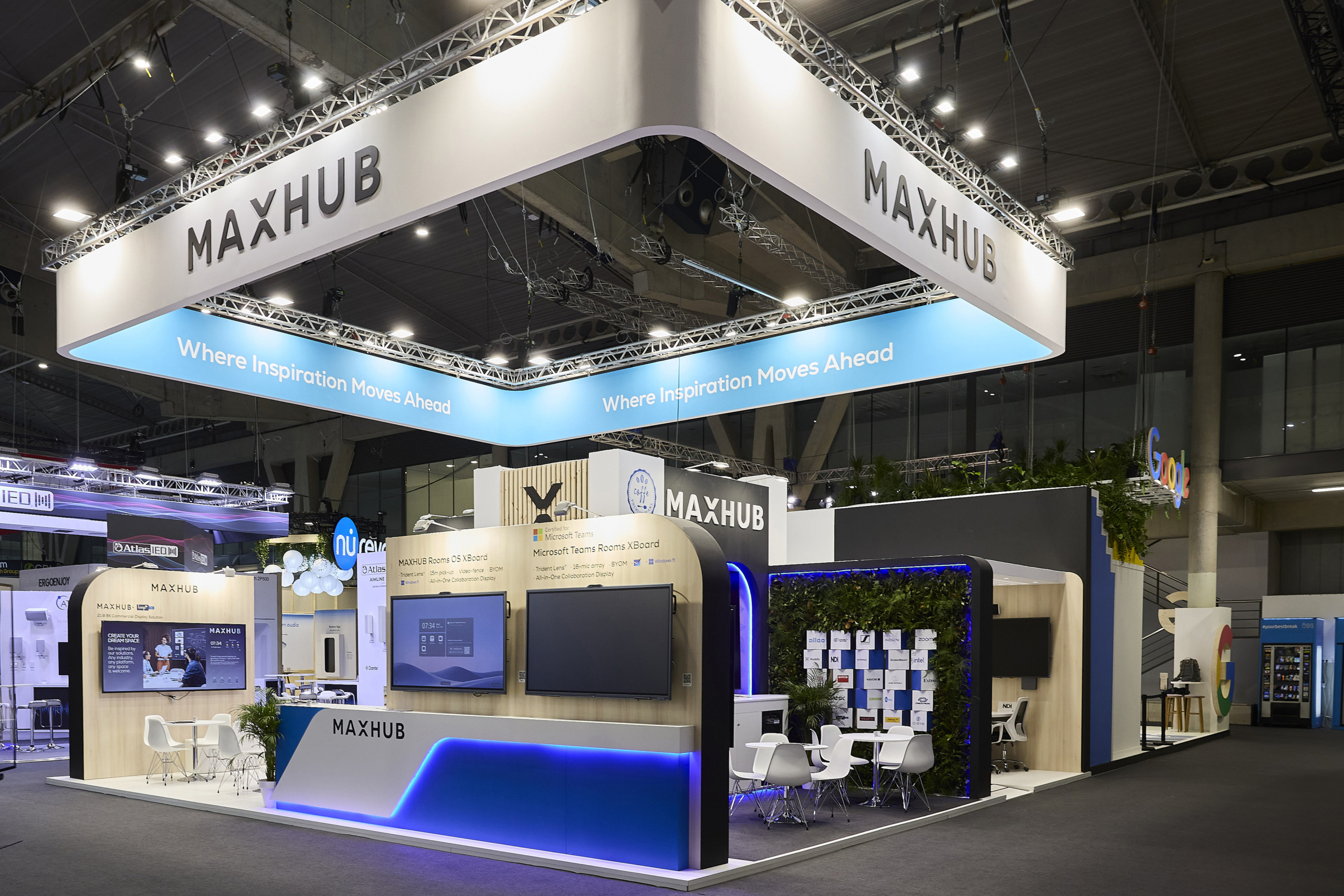 Maxhub booth at ISE 2025